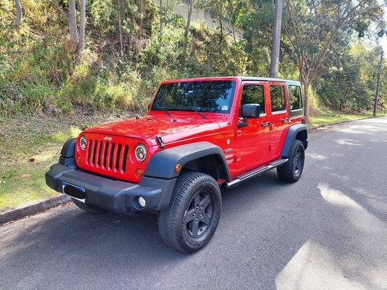 JEEP WRANGLER 3.6 UNLIMITED SPORT 4X4 V6 GASOLINA 4P AUTOMÁTICO JEEP WRANGLER 3.6 UNLIMITED SPORT 4X4 V6 GASOLINA 4P AUTOMÁTICO